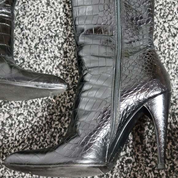 Prada Crocodile Leather Heeled Knee High Boots, size 38 (US 8) - Picture 4 of 12